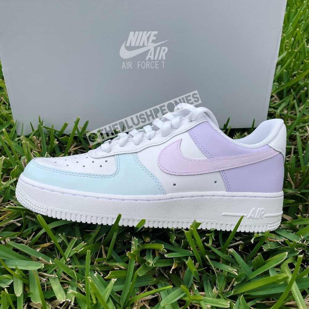 Nike Custom Air Force 1 Low NWT - Picture 6 of 6